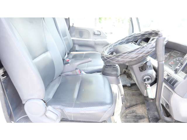 Isuzu Elf 11