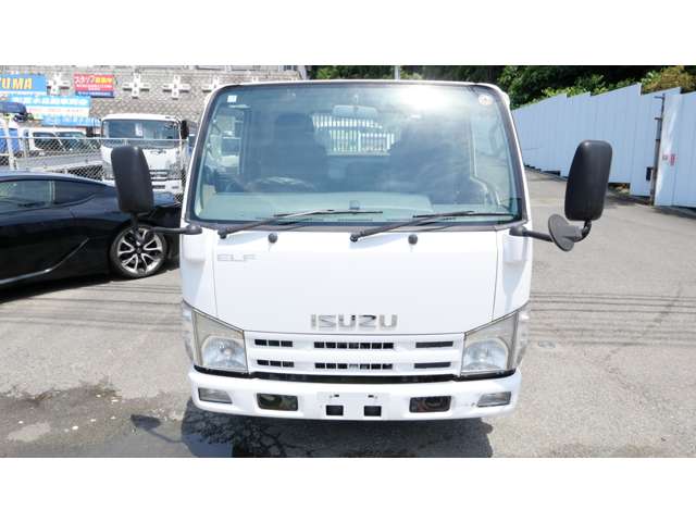 Isuzu Elf 2