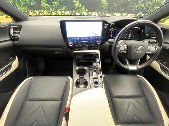 Lexus NX 2