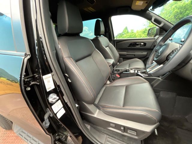 Mitsubishi Triton 8