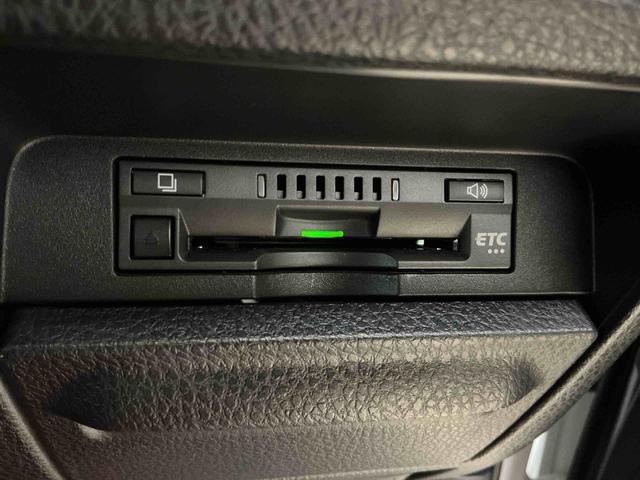 Toyota Noah 6