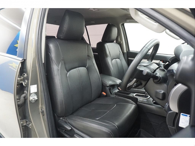 Toyota Hilux 11