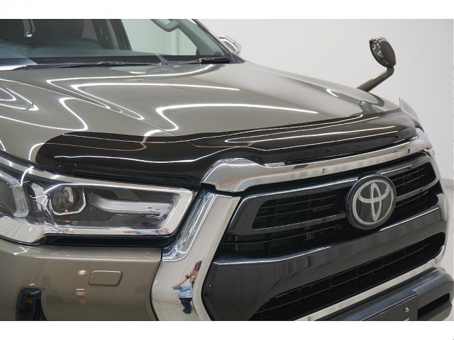 Toyota Hilux 4