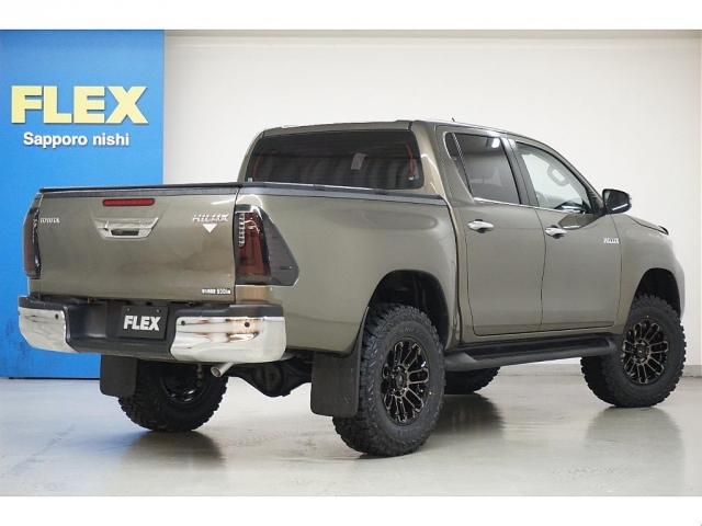 Toyota Hilux 7