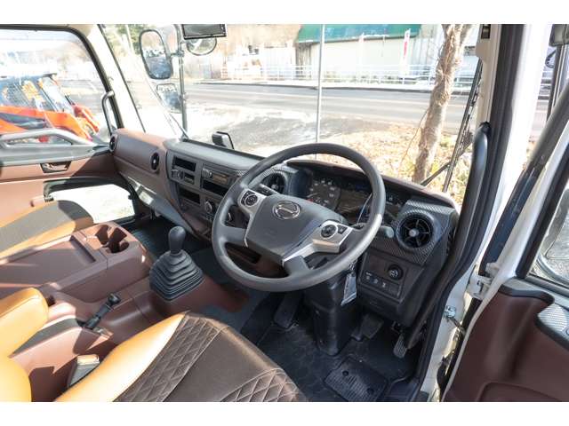 Hino Ranger 6