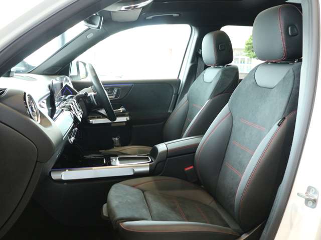 Mercedes-Benz GLB 4