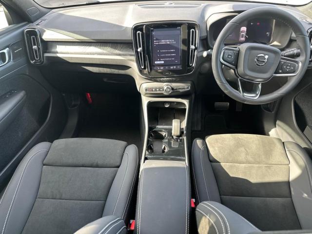 Volvo XC40リチャージ 2
