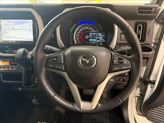 Mazda Flair Crossover 12