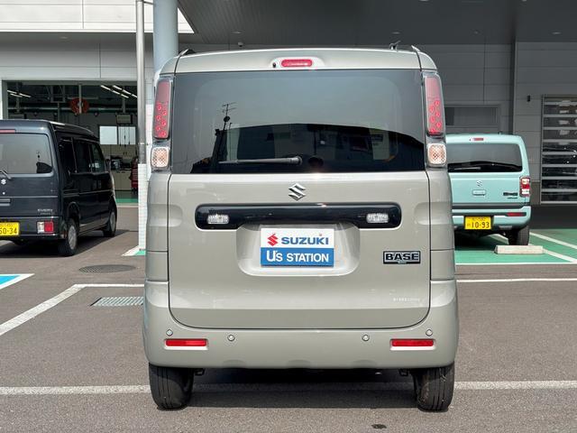 Suzuki Spacia Base 5