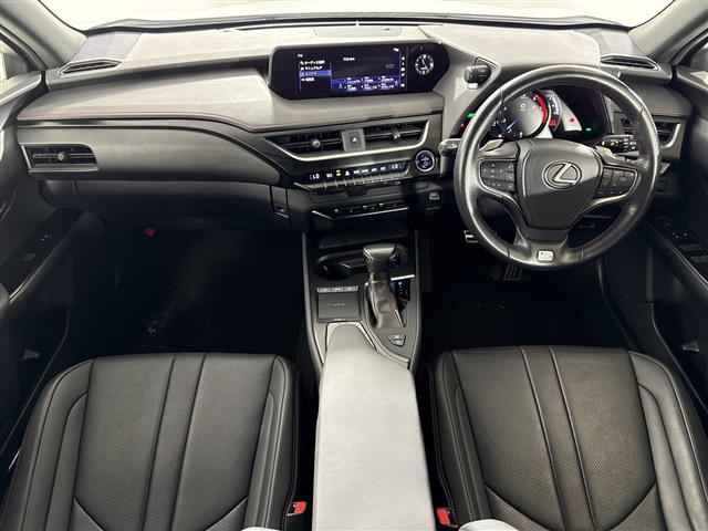 Lexus UX 4