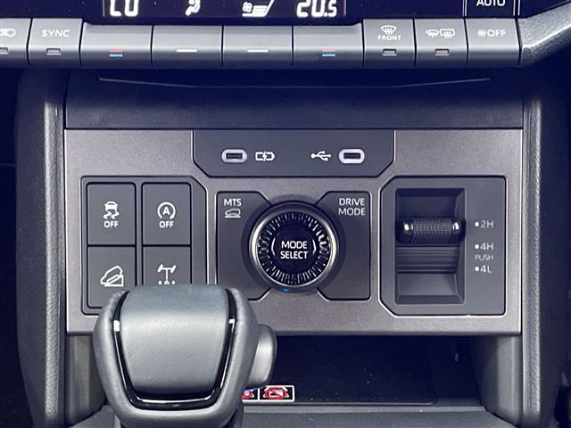 Toyota Hilux 12