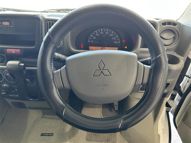 Mitsubishi Minicab Van 9