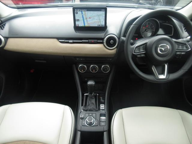 Mazda CX-3 4