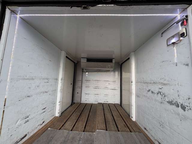 Mitsubishi Minicab Truck 4