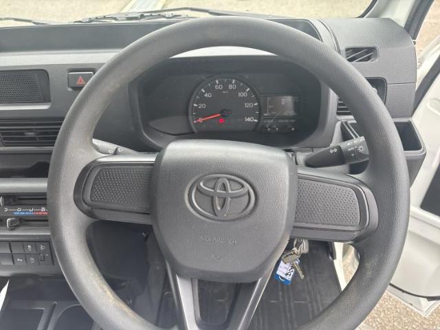 Toyota Pixis Truck 11