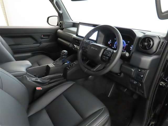 Toyota Land Cruiser FJ 12