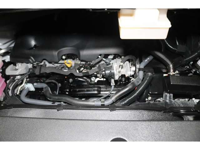 Toyota Alphard 4