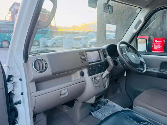 Suzuki Every 8