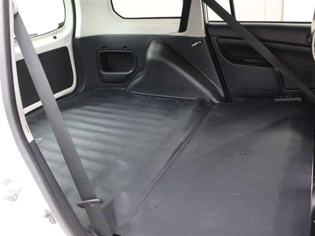 Toyota Probox Van 10