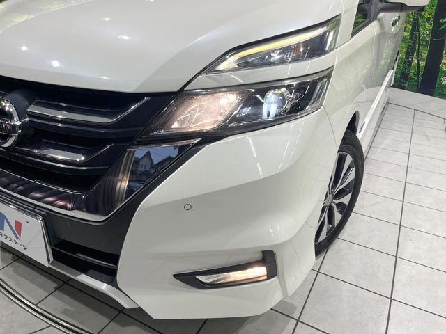 Nissan Serena 12