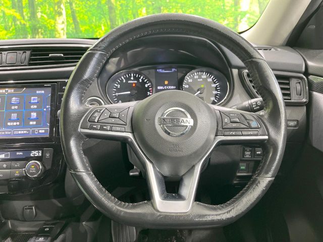 Nissan X-Trail 11