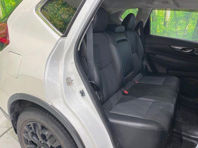 Nissan X-Trail 9