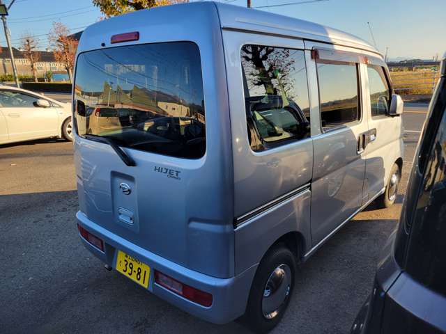 Daihatsu Hijet Cargo 7