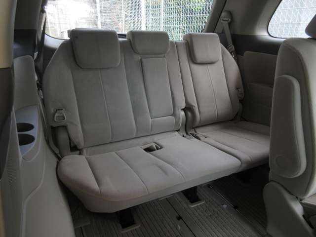 Toyota Estima 11