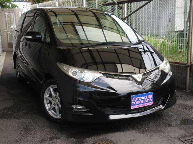 Toyota Estima 4
