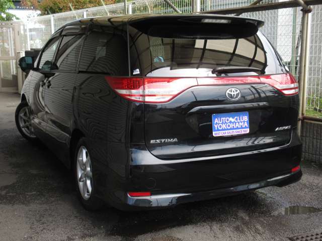 Toyota Estima 5