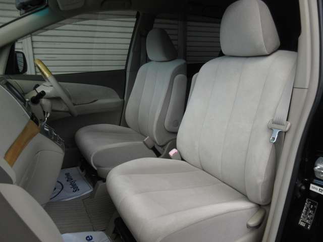 Toyota Estima 9