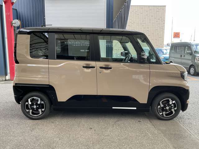 Mitsubishi Delica Mini 6