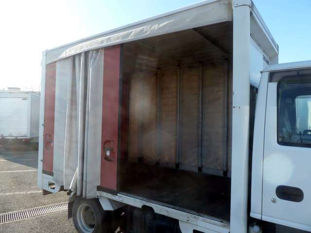 Isuzu Elf 11