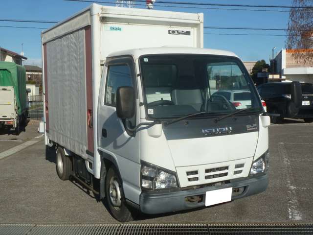Isuzu Elf 3