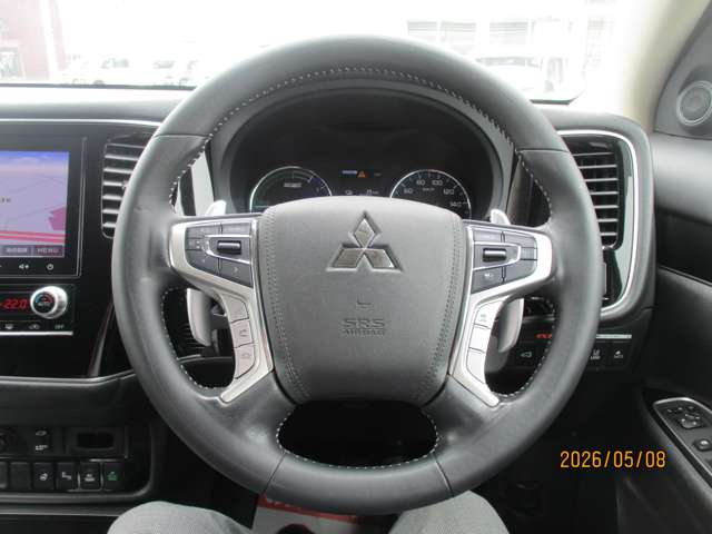Mitsubishi Outlander PHEV 5