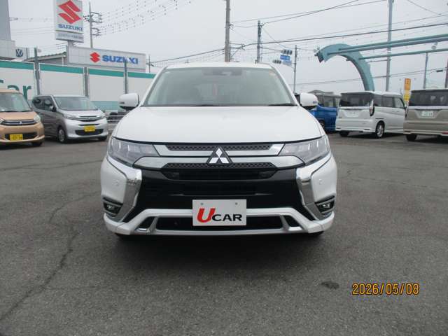 Mitsubishi Outlander PHEV 7