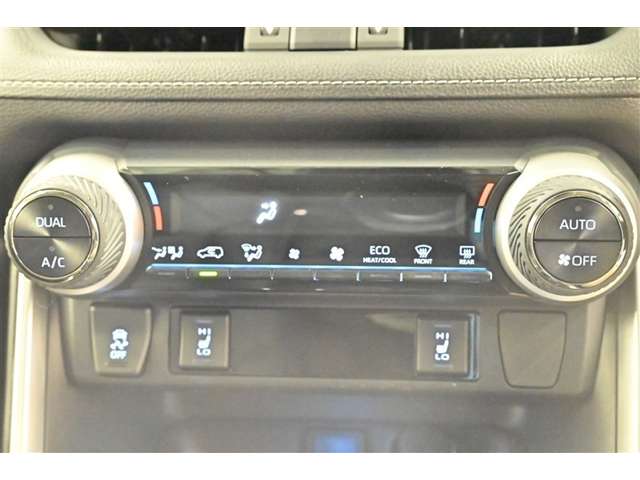Toyota RAV4 8
