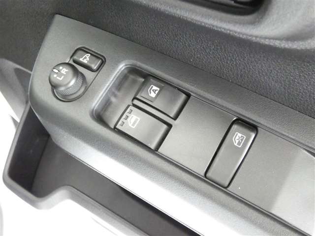 Toyota Pixis Van 10