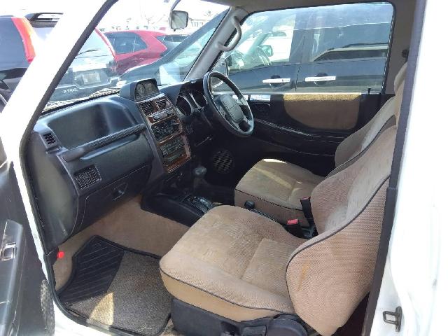 Mitsubishi Pajero Junior 3