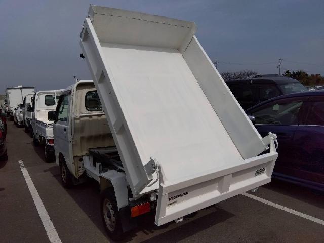 Daihatsu Hijet Truck 2