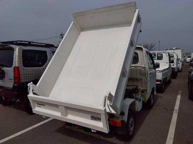 Daihatsu Hijet Truck 5
