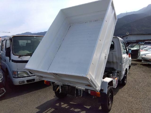 Daihatsu Hijet Truck 5