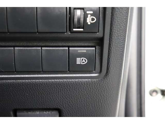 Toyota Yaris Cross 12