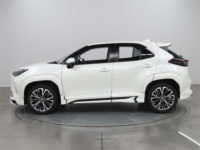 Toyota Yaris Cross 4