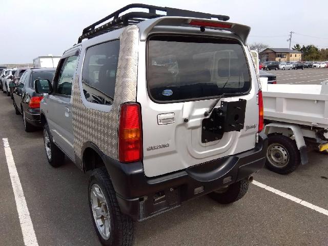 Suzuki Jimny 2