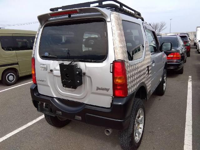 Suzuki Jimny 5