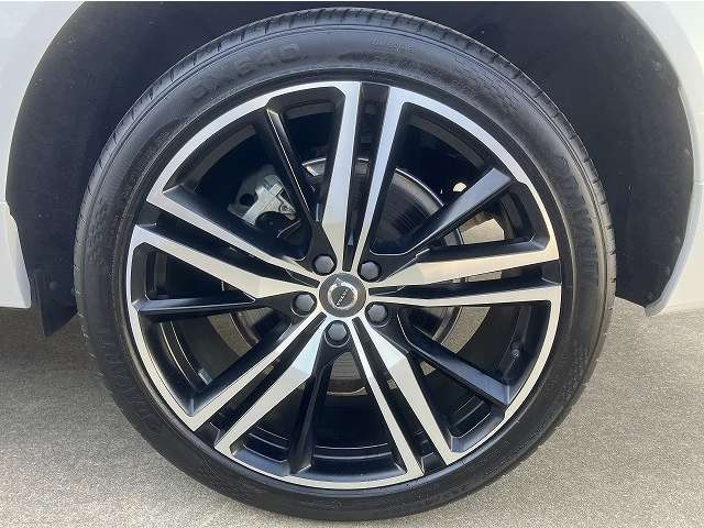 Volvo XC60 6