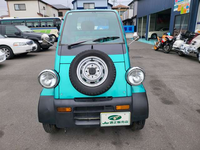 Daihatsu Midget II 2
