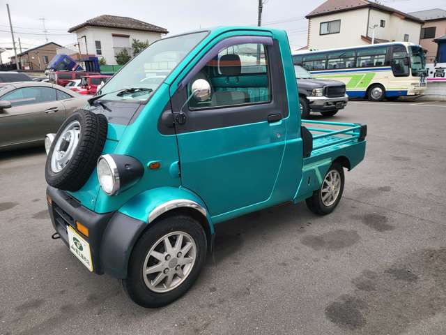 Daihatsu Midget II 3