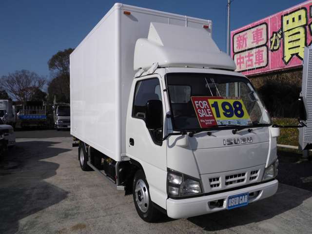 Isuzu Elf 3